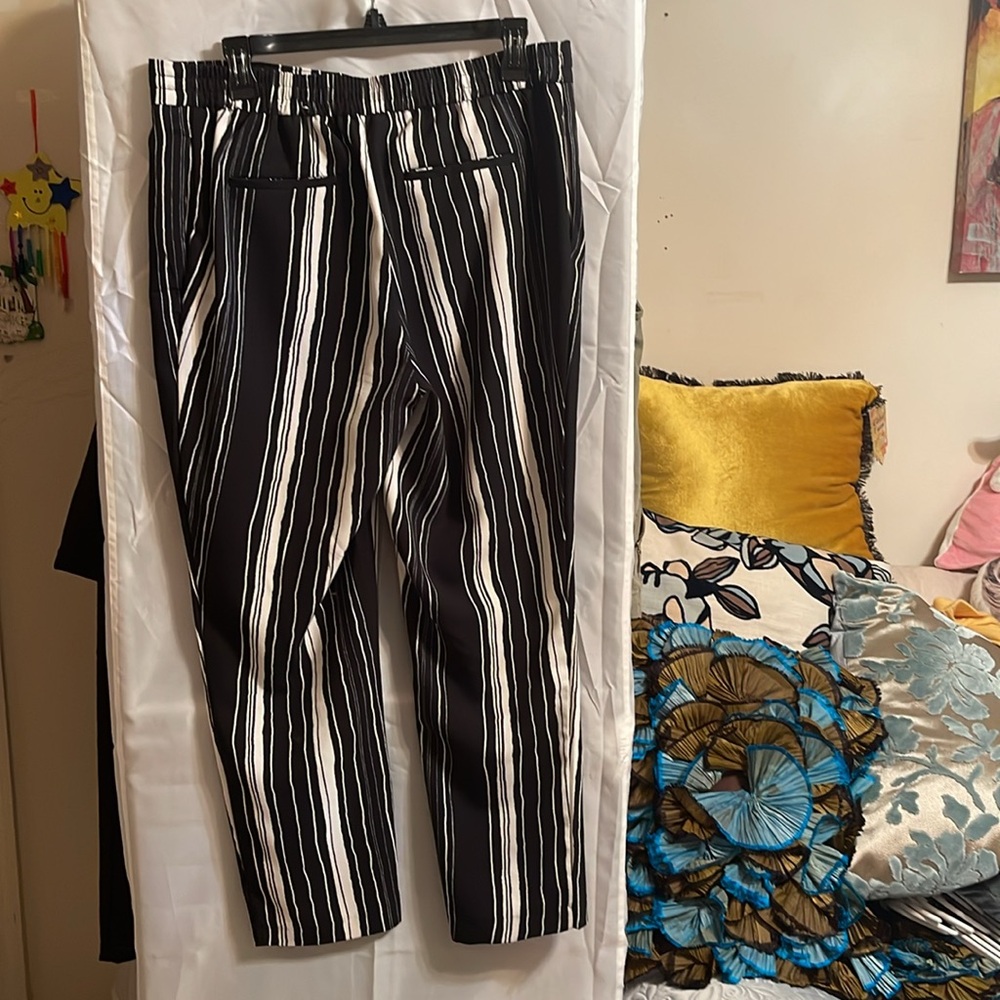 Comfortable pants - Picture 2 of 4